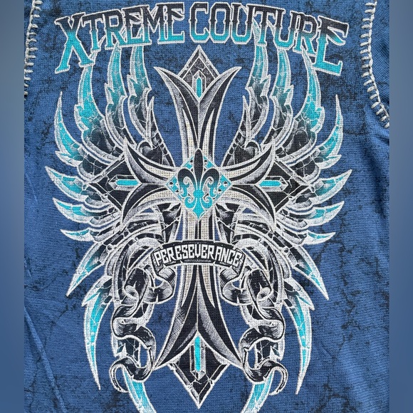 NWT Xtreme Couture Mens Medium Blue Crew Neck Thermal With Cross Angel Wings - Picture 3 of 6